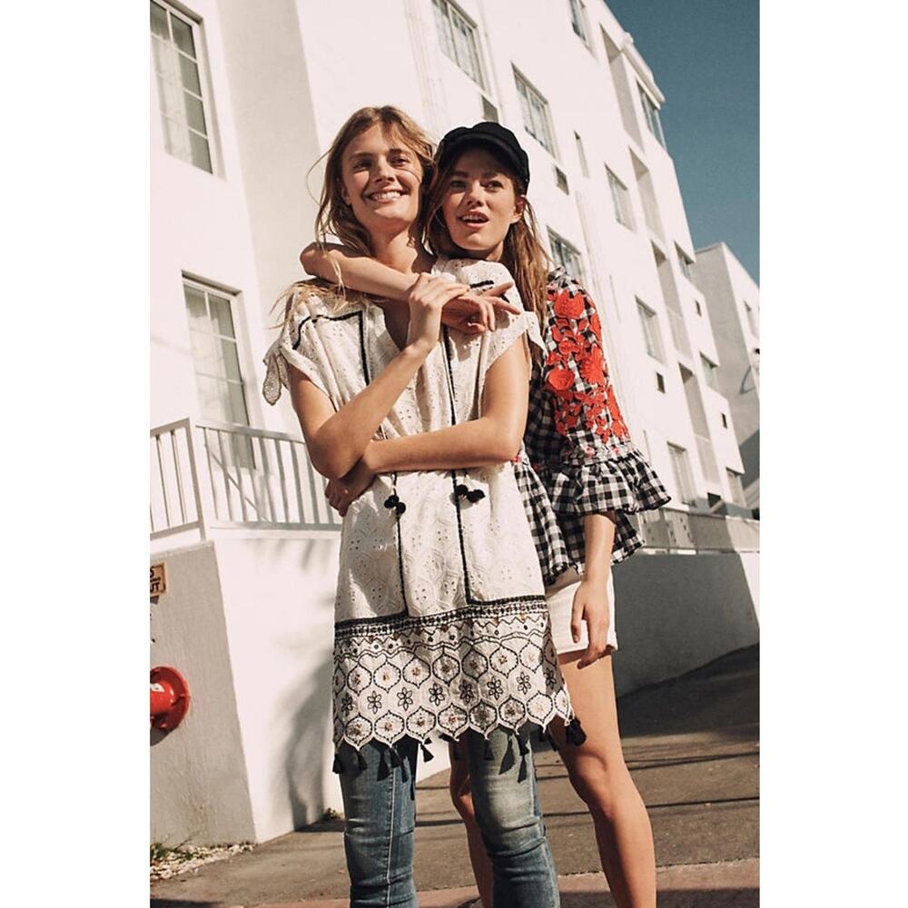 Hemant & Nandita Anthropologie Aditya Embroidered Tassel Tunic White Medium Boho - Picture 2 of 11